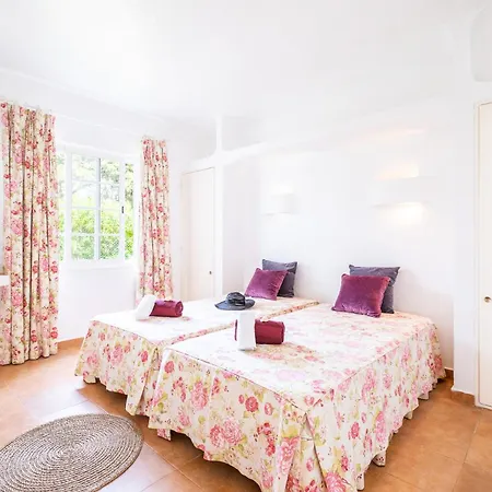 Villa Algharif By Algarve Vacation *